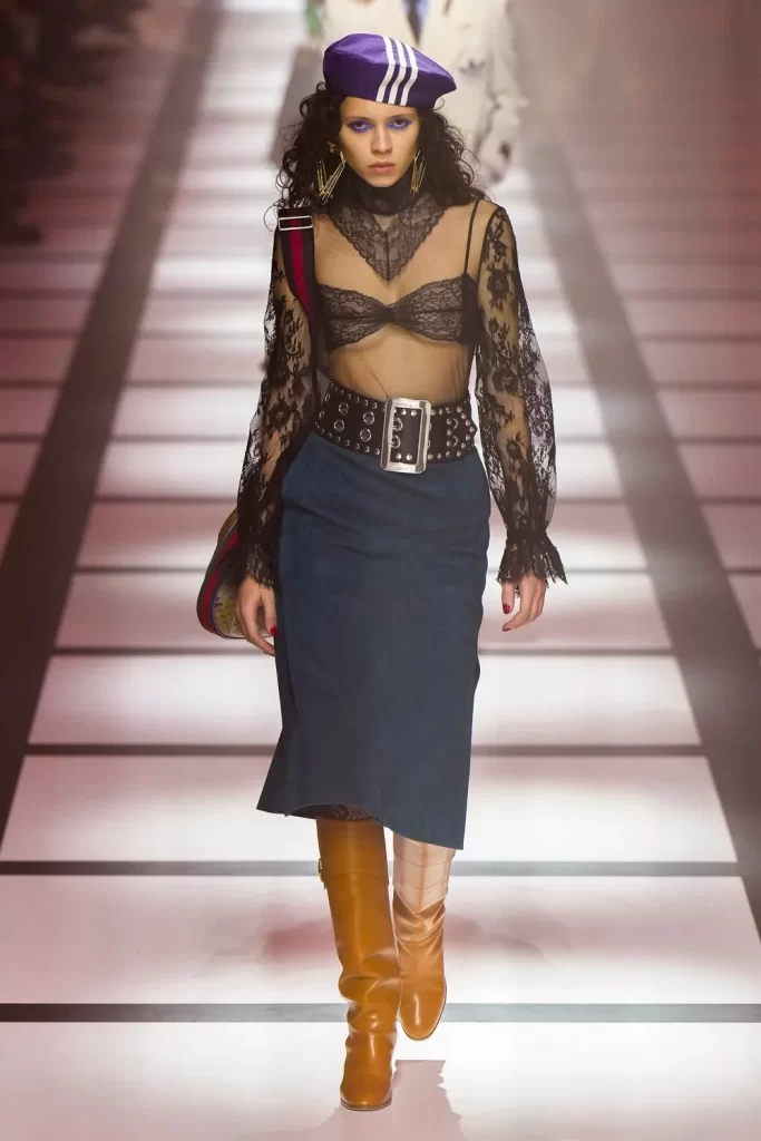 Tendencias otoño 2022: transparencias (Gucci)
