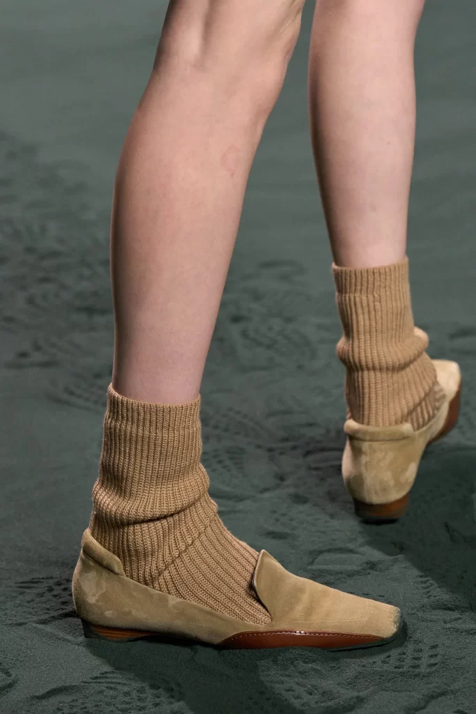 Tendencias otoño 2022: calcetería (Hermès)